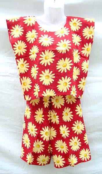 Online clothing distributor supplies Hawaii style daisy flower woman set with top and short pants set 