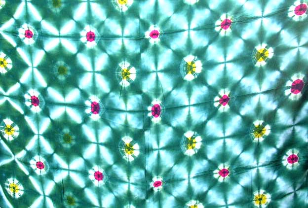 Tie-Dye batik sarong shopping online supply tie dye sarong motif flower in green color  