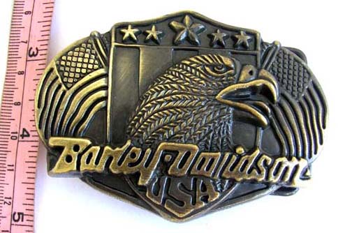Desiger fashion belt wholesaler sells Eagle belt buckle with American flags in background