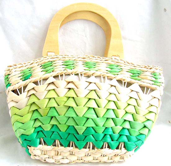 Vintage rattan lady's handbag wholesaler supply multi green straw hand bag with double wooden handle
