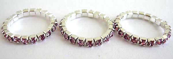 Wholesale foot accessories has purple cz inlaid toe ring          