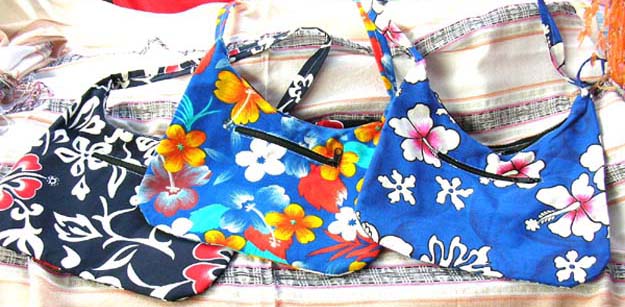Clearance sale wholesale discount fashion Bali handbags and beach handbags       