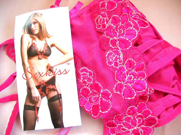 Wonderful lady's underwear company online wholesale exquisite bustier sexy set and baby doll lingerie dress        
