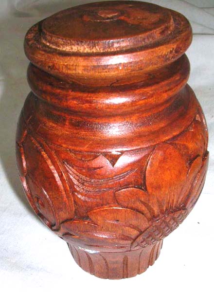 Wholesale and distributor wholesale Bali wooden carved handicraft deep floral carving container

