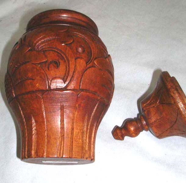 Wholesale and distributor wholesale Bali wooden carved handicraft deep floral carving container
