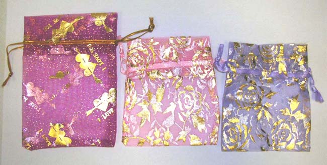 Quality heart love gift bag manufacture wholesale assorted color foil gift bag with double heart shape pattern design       