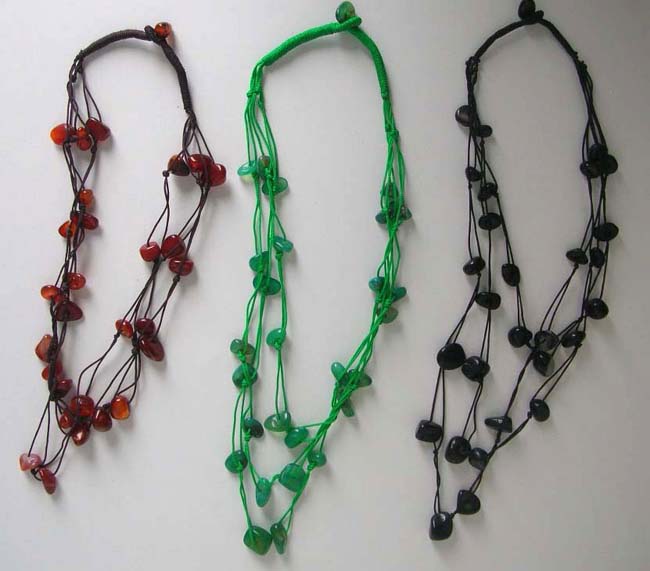 Good news for retails store wholesale vintage tripe gemstone strand necklace in green brown and black color design