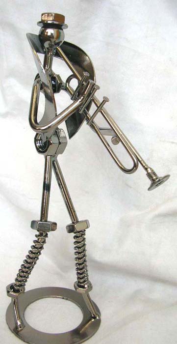 Home decoration gifts and tips wholesale man playing horn figurine  