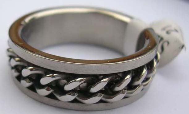 Woven stainless fashion spinning ring 