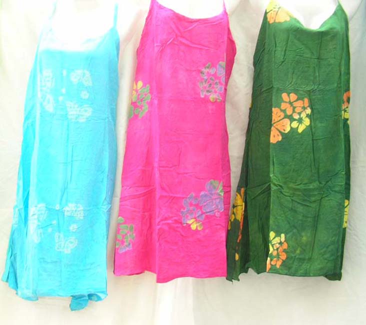 Shop online for wholesale Tank top styled, spaghetti strap mid legth dress with summer print