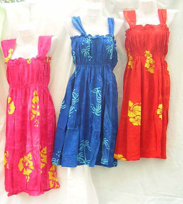 Classic mid length spring dress with thick shoulder straps and fun beach print design distributing manufacturer