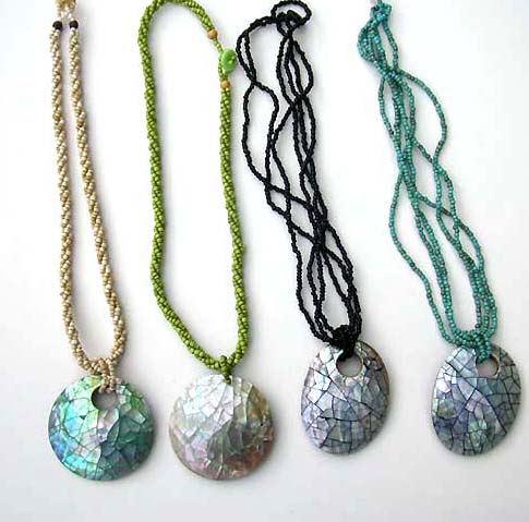 Jewelry retail exporter, Handcrafted beaded necklace band with large oval shaped sea shell pendant