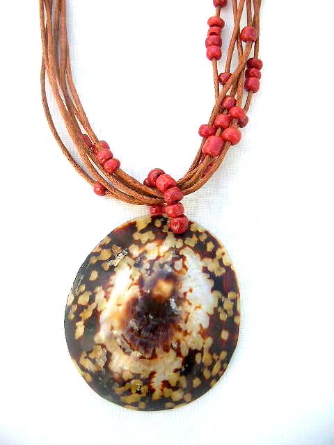 Oval sea shell pendant suspended by red beaded cord necklace, Balinese outsourcing wholesaler
        