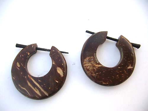 Jewelry shopping distribution, Bali Bali coconut earlet earrings in trendy motif 