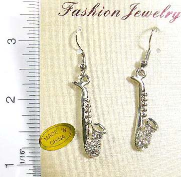wholesale cublic zirconia jewelry inspired of music instrument, fish hook earring in horn design embedded clear cz on bottom 
