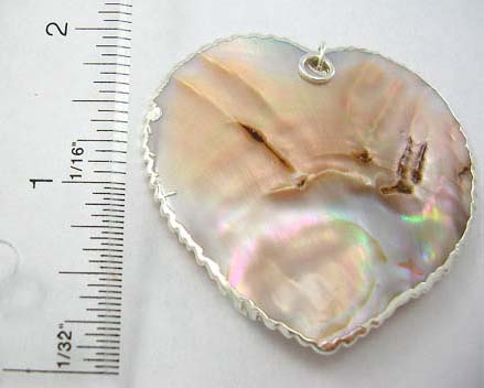 Jewelry major store specialize in heart shape, wholesale heart shape genuine seashell pendant  