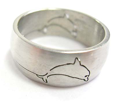 online shop for dolphin lover stainless steel jewelry wholesale supply surgical steel ring with carved-in dolphin design       