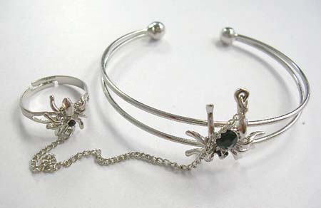 Fashion hip hop jewelry wholesale black cz spider slave bangle bracelet ring 