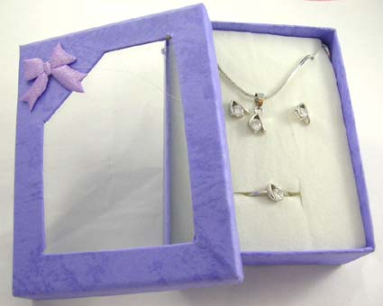 US exporter jewelry gift box set wholesale rounded clear cz stone pendant necklace, stud earring and ring fashion jewelry box set