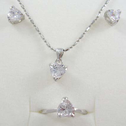 Fashion new age jewelry set wholesale onlinee heart clear cz stone embedded pendant necklace, stud earring and ring