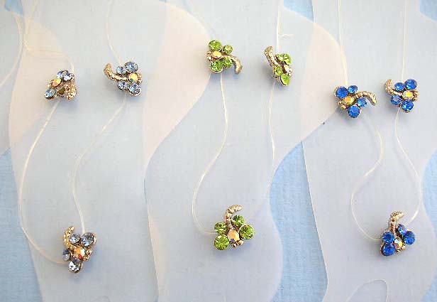 wholesale anklet dragonfly with cubic zirconia supplier online - anklet with clear band and mini cz inlaid in dragonfly design  