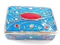 A rectangular shape enamel jewelry box motif robin line and oval shape inlaid with blue color