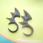 bone jewelry and horn jewelry. Horn Jewelry for Stretched Piercings.