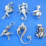 wholesale silver jewelry catalog. Discount fashion hip hop animals sterling silver pendant, randomly picked by our warehouse staffs.