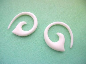tribal claw organic bone earrings talons plugs