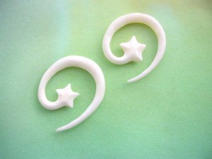 white bone earrings star circle hook