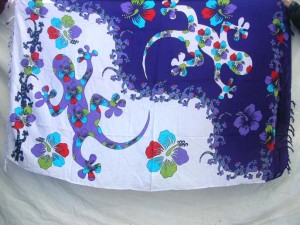 ying yang white and purple sarong with 2 large gecko and flowers