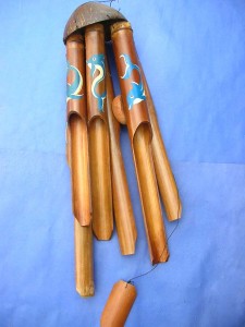 medium size blue white dolphin painting bamboo wind chime made in Bali Indonesia 17 to 18 inches long from top coconut to end of the longest bamboo pipe