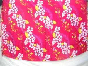 pink wavy rows Hibiscus flower sarongs Hawaiian print Bali Indonesia pareo