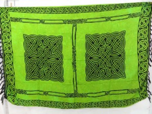 green celtic knotwork sarongs