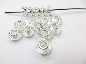 Clear faceted acrylic rhinestone bead