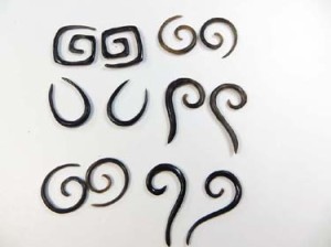 Horn Earring Tribal Organic Hand-carved Small Gauges Pierced Earring