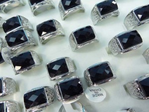 vintage style imiattion gemstone fashion rings, mixed sizes between 6 to 10