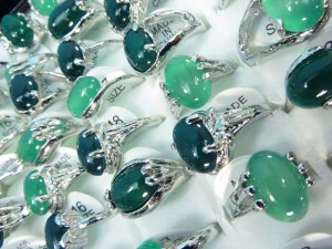 green agate stone fashion ring mixed sizes between 6 to 10