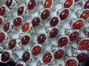 red agate stone fashion ring mixed sizes between 6 to 10
