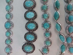 antique vintage style turquoise gemstone toggle bracelet bracelet length 7 inches to 8 inches long