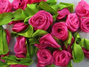 hot pink satin ribbon rose flower applique / scrapbooking craft DIY / wedding decoration