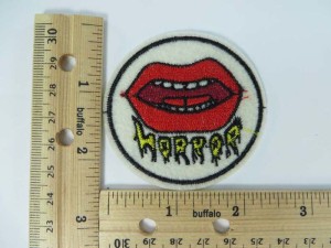 red lip embroidered iron on patch / embroidered cloth badge motif applique / sew on applique patch