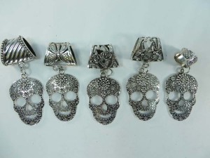 Day of the Dead / Dia de los Muertos sugar skull gothic rockabilly psychobilly scarf pendant bail slide set