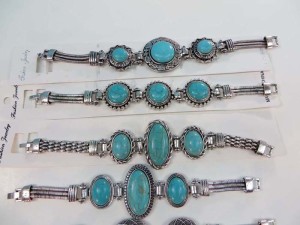 antique vintage style turquoise gemstone fashion bracelet length 7.5 inches to 8 inches long