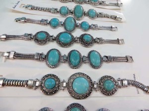 antique vintage style turquoise gemstone fashion bracelet length 7.5 inches to 8 inches long