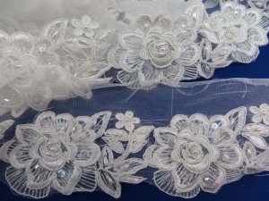 white 3.5 inches wide sequins faux pearl venise bridal sew on lace trim