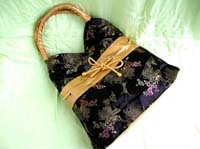 chinese-silk-brocade-purse-90x