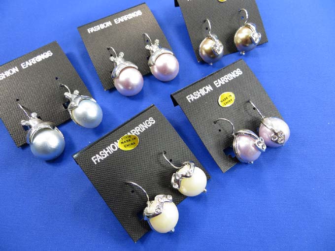 faxu-pearl-earring-1a