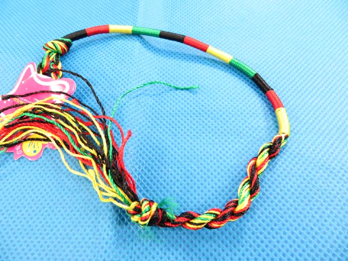 rasta-friendship-bracelet-3