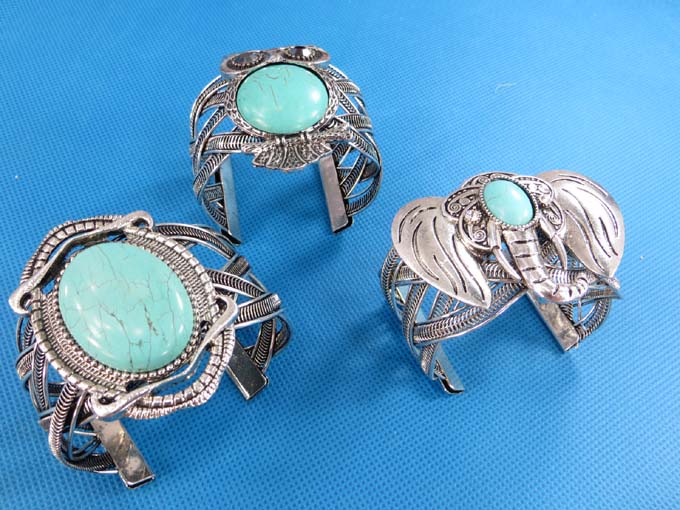 retro-turquoise-bangles-1c